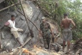 rock falls risk reduction- eheliyagoda.JPG